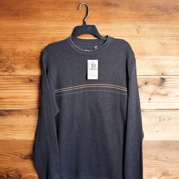Arrow New With Tags Men's Size Small Dark Grey Seeater Straight Edge Bottom. - Picture 2 of 3